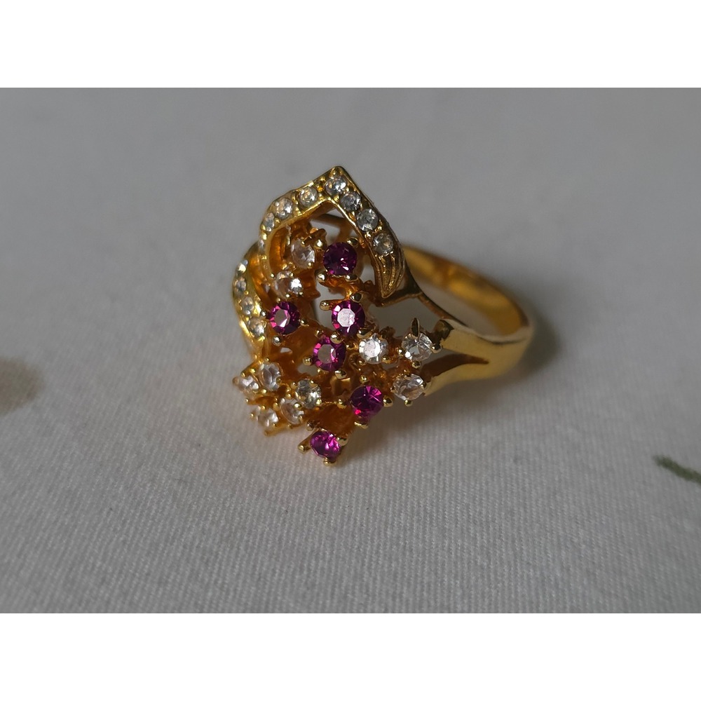 Vintage Gold Tone Ruby Red and Clear Crystal Cluster Cocktail Ring Size 8